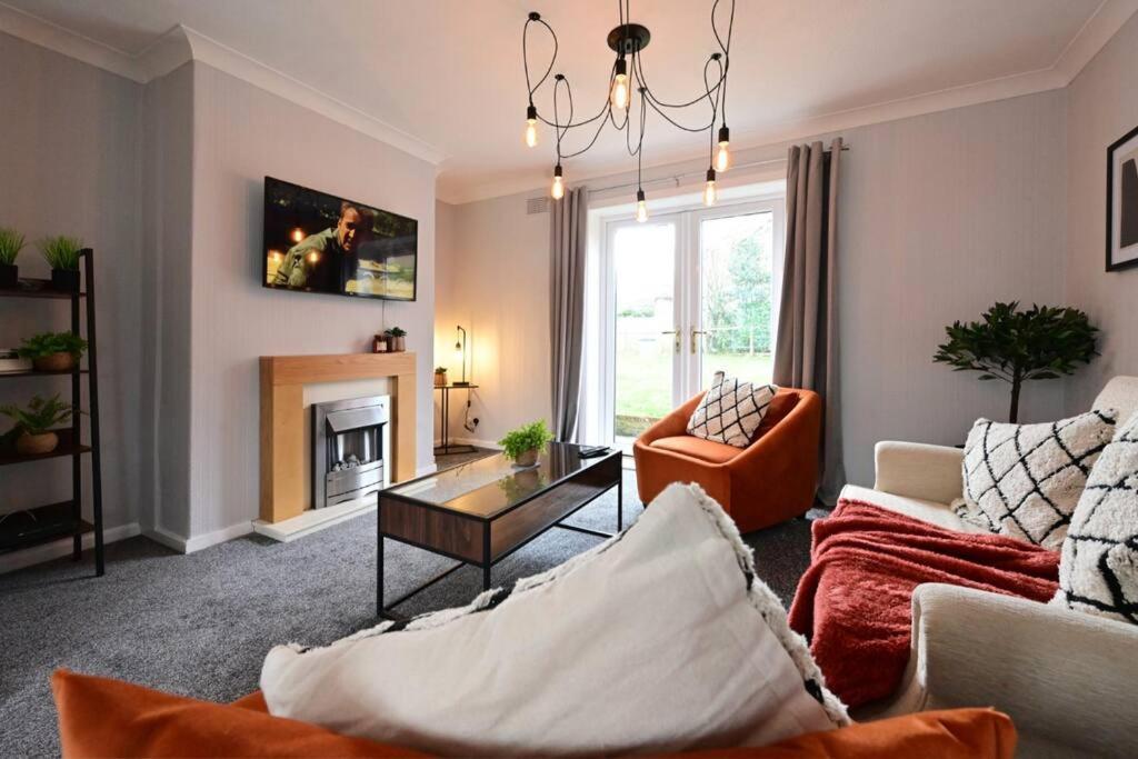 Reduced Rates For Weekly, Monthly And Longer Stays Durham Exteriör bild
