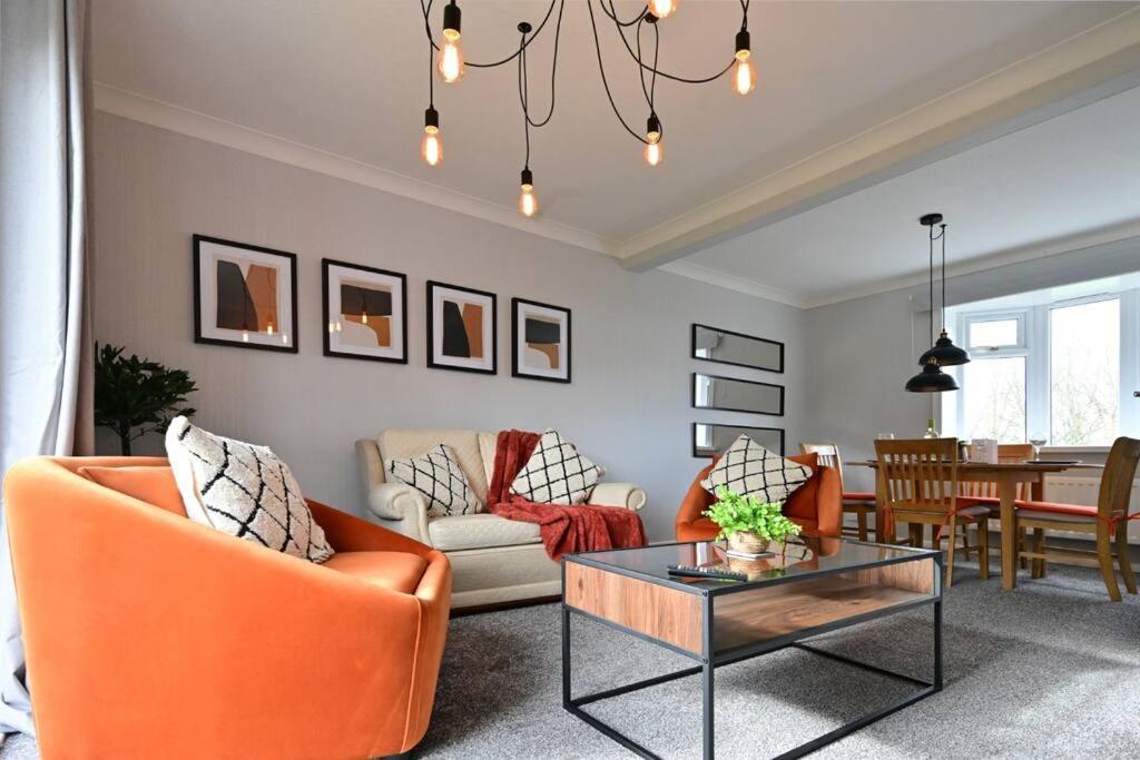 Reduced Rates For Weekly, Monthly And Longer Stays Durham Exteriör bild